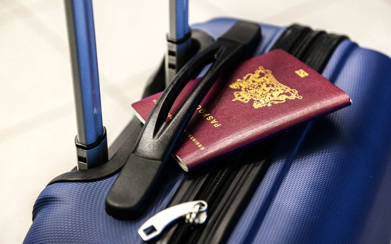 pasoš-kofer