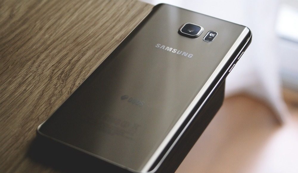 samsung-mobilni-telefon