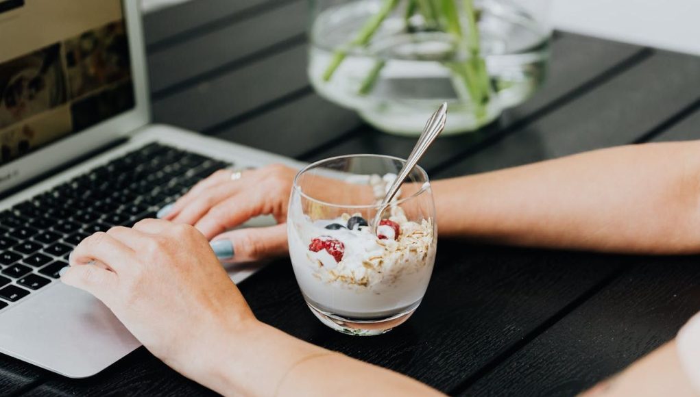 vocni-jogurt vocni-jogurt