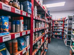 Raf kao ring: kako se brendovi kućne hemije bore za pažnju kupaca raf-kućna-hemija-ambalaža