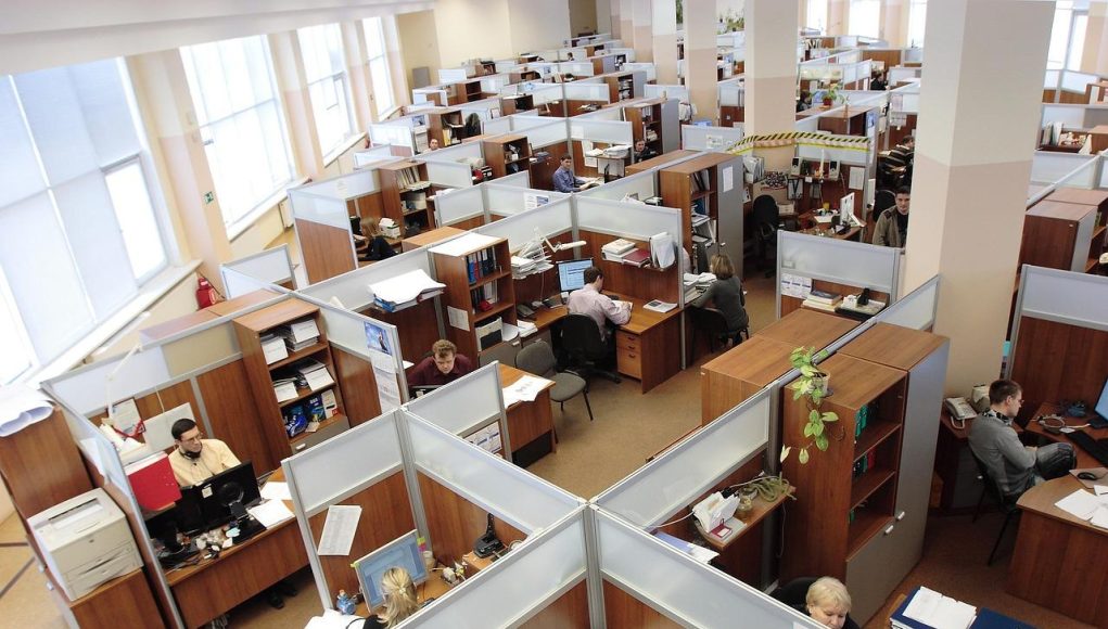 otvoreni-ured-kabine-racunari otvoreni-ured-kabine-racunari